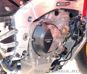 Двигатель мотоцикла Honda RC211V